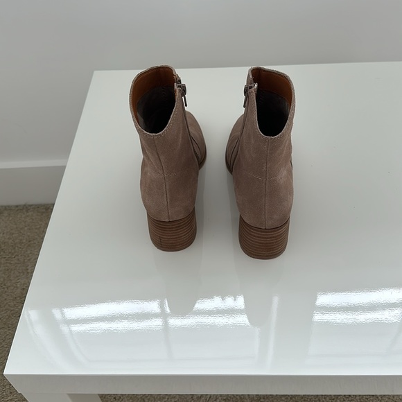 Lucky Brand real suede tan booties - Picture 4 of 4